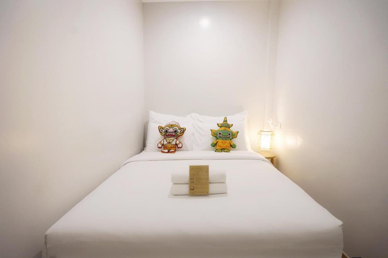 Yakthai Poshtel กรุงเทพมหานคร ภายนอก รูปภาพ