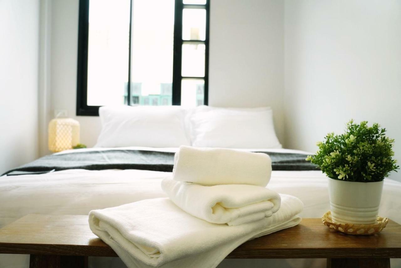 Yakthai Poshtel กรุงเทพมหานคร ภายนอก รูปภาพ