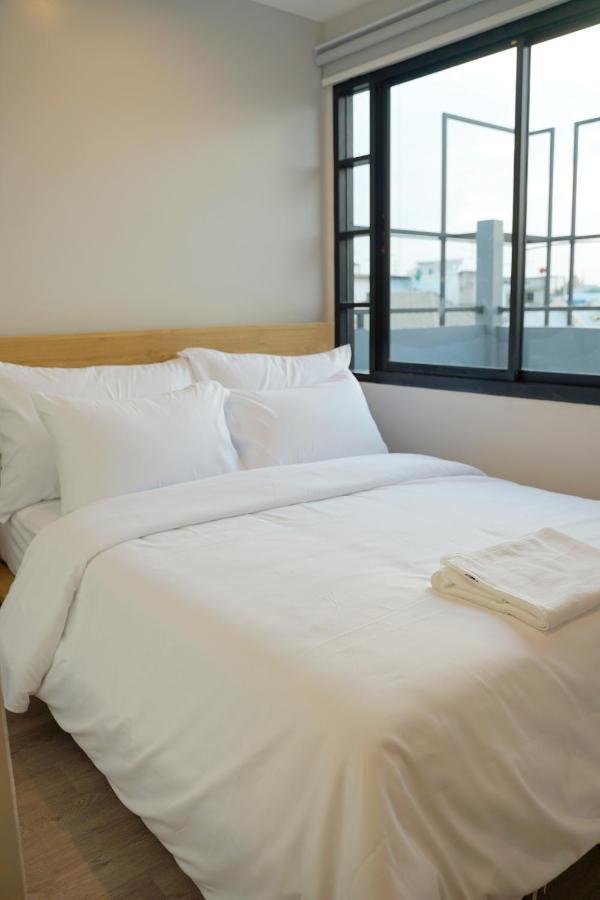 Yakthai Poshtel กรุงเทพมหานคร ภายนอก รูปภาพ